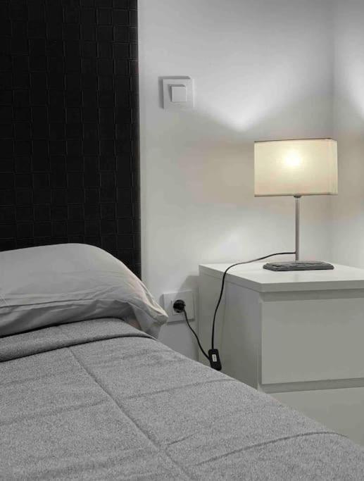 Encantador Apartamento Plaza Mayor Madrid Centro Zewnętrze zdjęcie