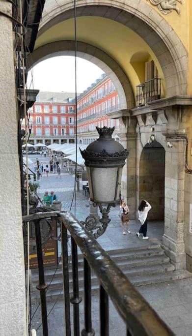 Encantador Apartamento Plaza Mayor Madrid Centro Zewnętrze zdjęcie
